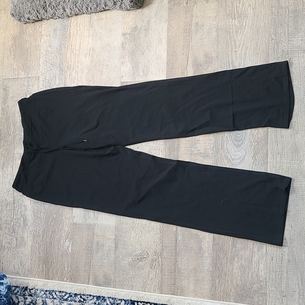 Medium Champion Black Leggings